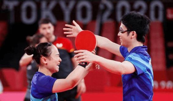 施加影响 施加影响